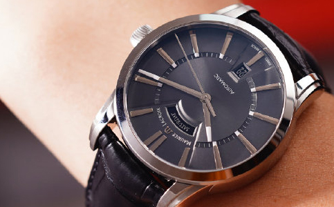 艾美表走時不準原因