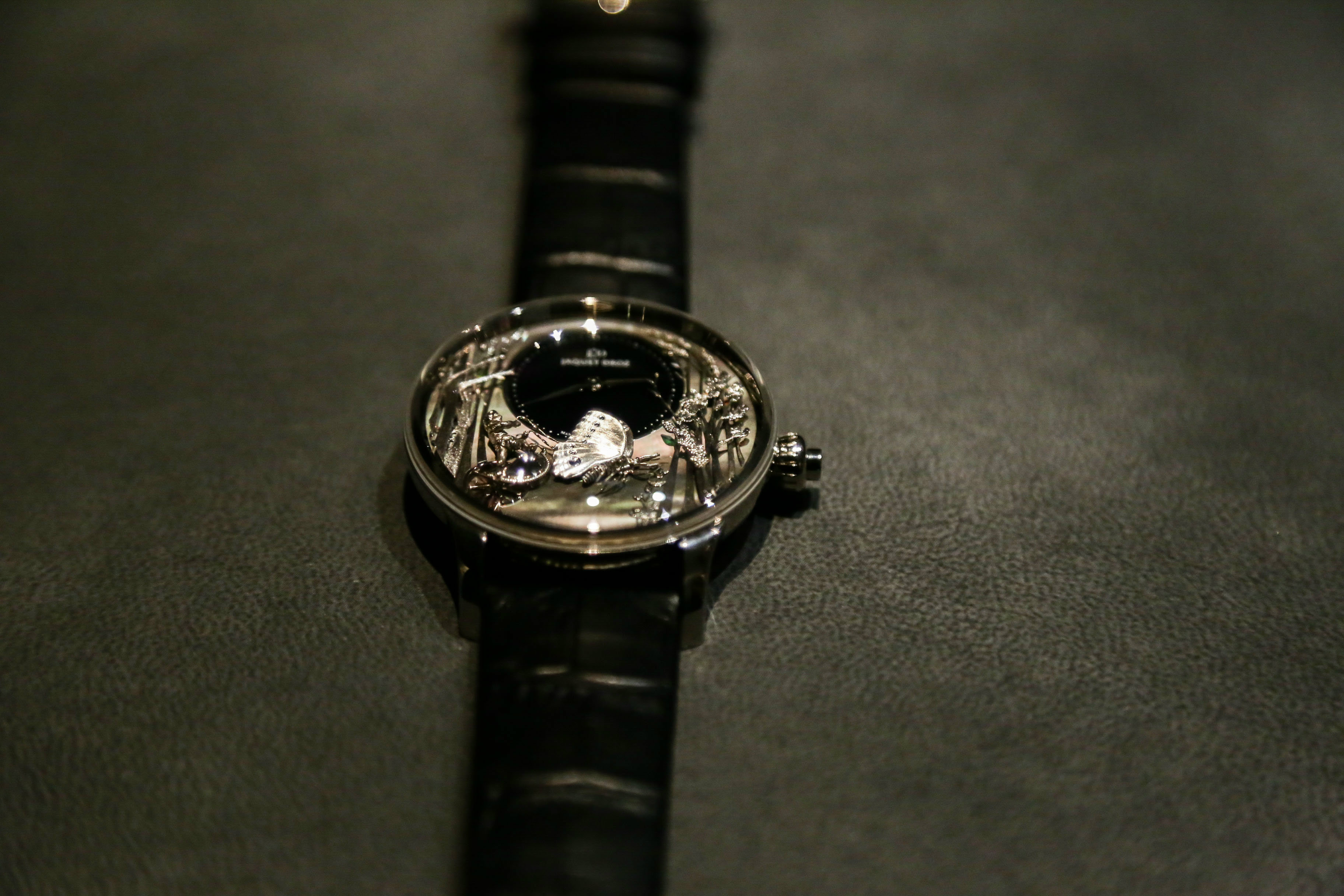 雅克德羅手表江門售后維修服務中心電話地址