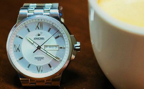 英納格手表不走了什么原因(如何解決英納格手表總是走快的問題)