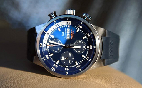 萬國手表時間總是慢(萬國手表越走越慢了是怎么回事)