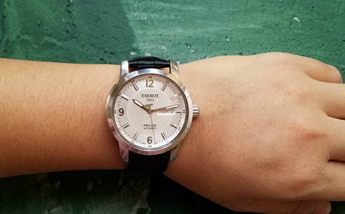 哈爾濱天梭服務中心（天梭表內有水珠）