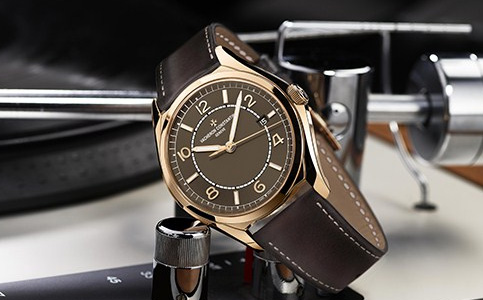 江詩丹頓手表長春特約維修（江詩丹頓手表出現劃痕的原因）