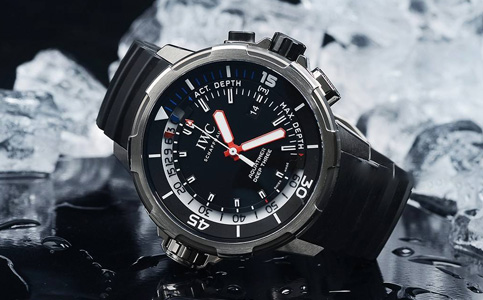 南京萬國服務中心電話（萬國手表出現外觀損壞問題）