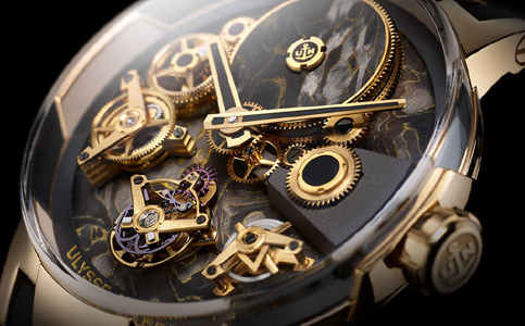 雅典售后服務點電話(雅典手表表扣劃痕修復)