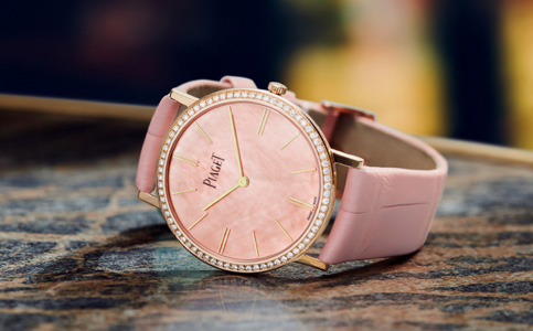 伯爵官網維修服務電話(了解伯爵手表出現劃痕的原因)